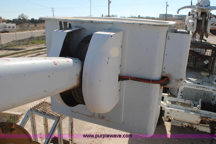 image for item L4463 Mudd Buggy 5F1-48PB1 boom lift