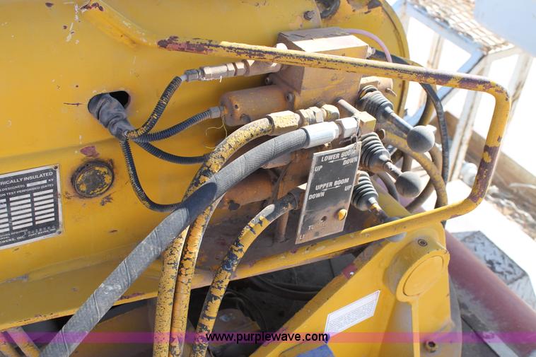 image for item L4463 Mudd Buggy 5F1-48PB1 boom lift