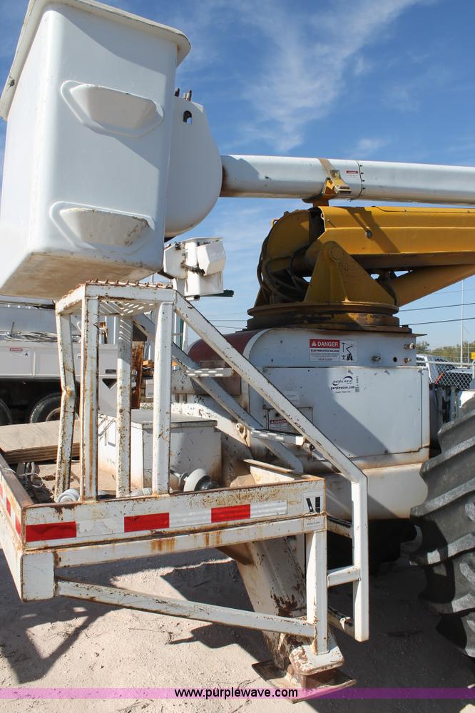 image for item L4463 Mudd Buggy 5F1-48PB1 boom lift