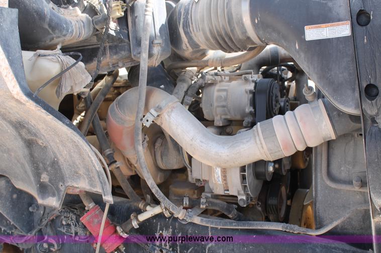 image for item L4466 2005 Ford F750 Super Duty bucket truck