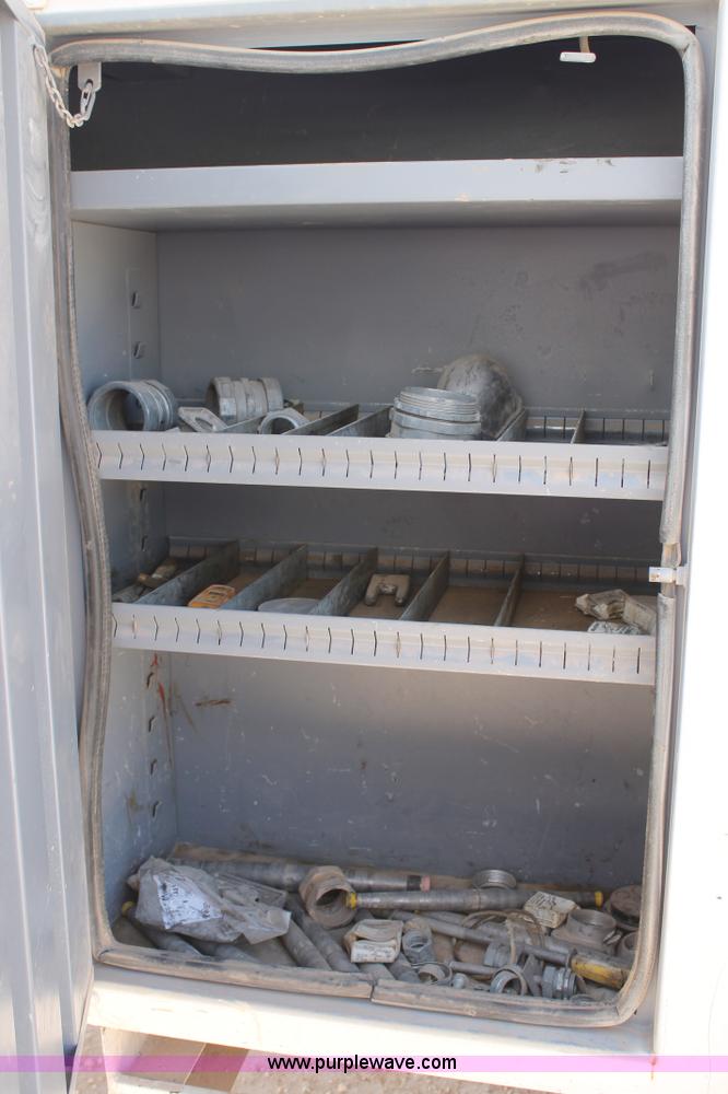 image for item L4466 2005 Ford F750 Super Duty bucket truck