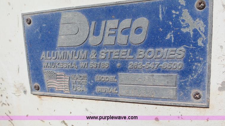 image for item L4478 2001 International 4900 digger derrick truck