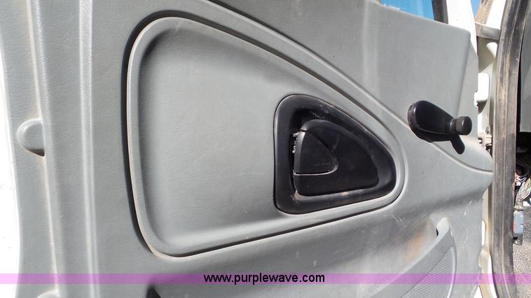 image for item L4479 2007 International 4300 bucket truck