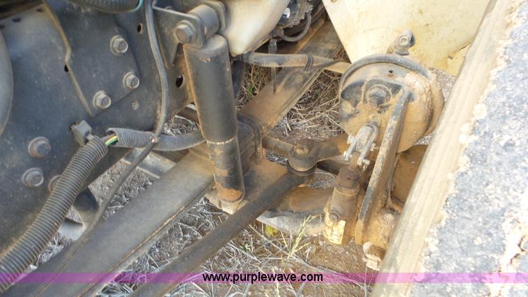 image for item L4479 2007 International 4300 bucket truck