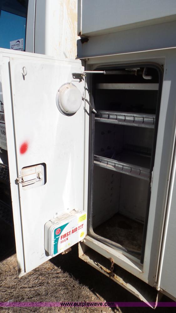 image for item L4479 2007 International 4300 bucket truck