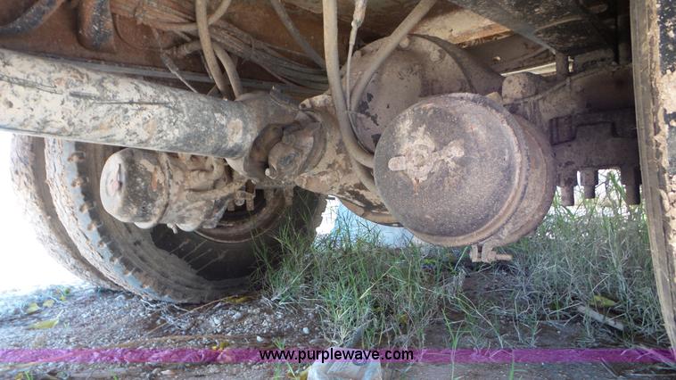 image for item L4479 2007 International 4300 bucket truck