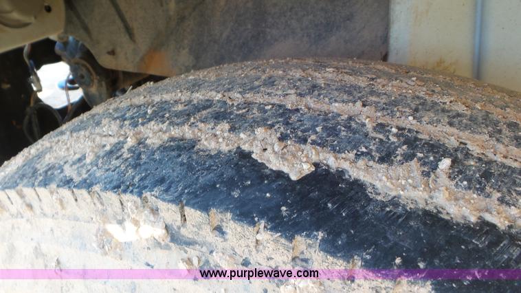 image for item L4479 2007 International 4300 bucket truck