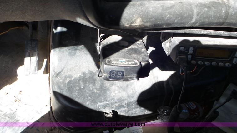 image for item L4483 2007 Chevrolet C4500 flatbed truck