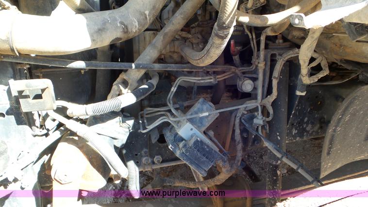 image for item L4483 2007 Chevrolet C4500 flatbed truck