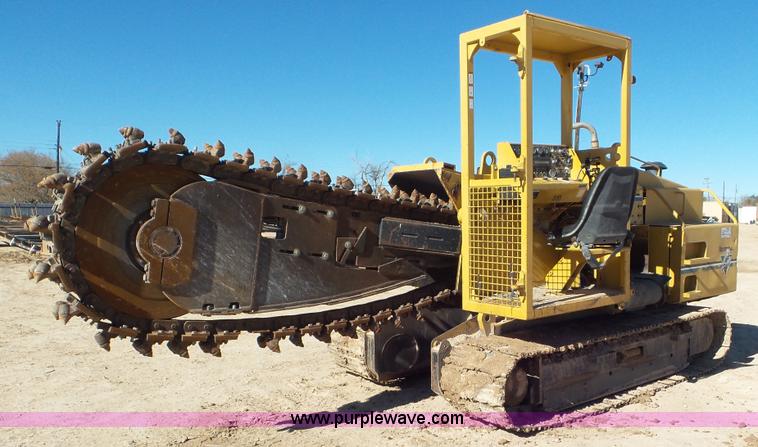 image for item L4490 1999 Vermeer T555 trencher