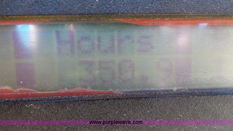 image for item L4490 1999 Vermeer T555 trencher