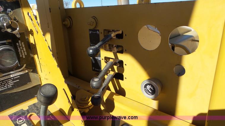 image for item L4490 1999 Vermeer T555 trencher