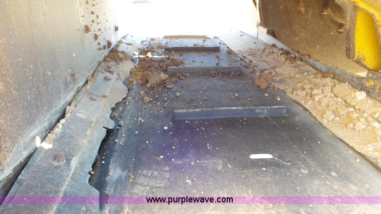 image for item L4490 1999 Vermeer T555 trencher