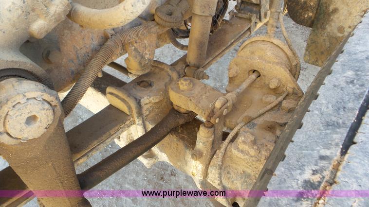 image for item L4493 2007 International 7300 bucket truck