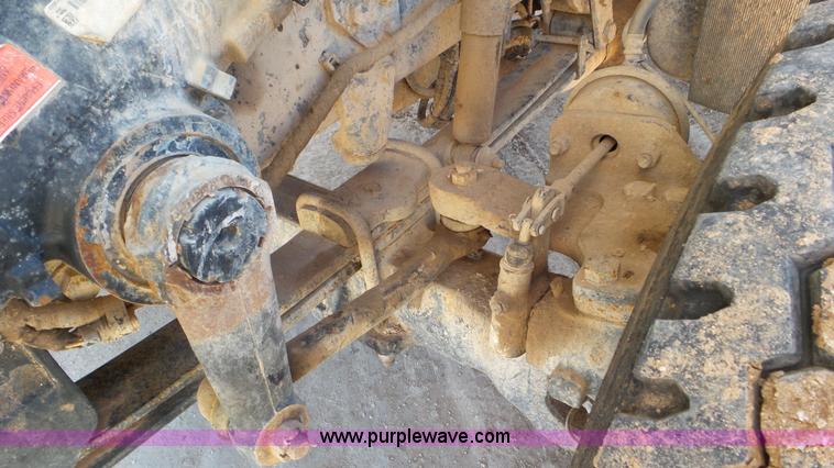 image for item L4494 2005 International 7300 bucket truck