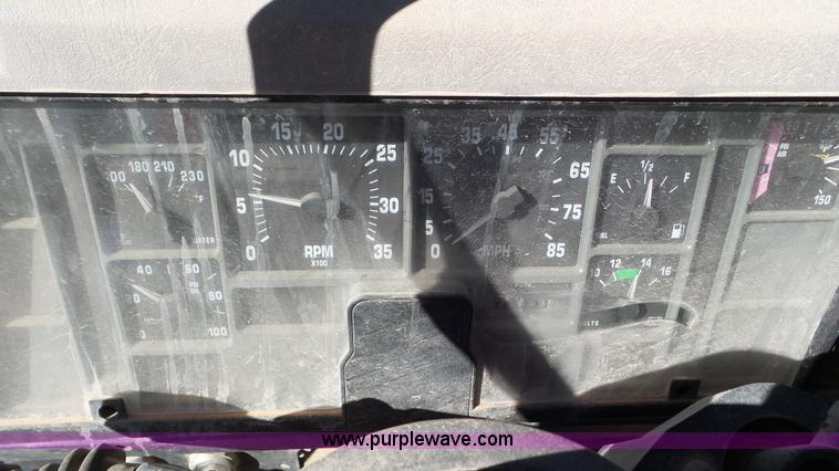 image for item L4497 1997 International 8100 dump truck