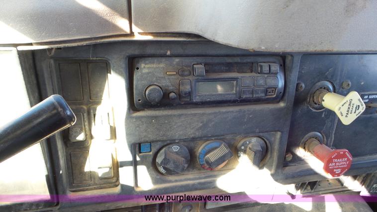 image for item L4497 1997 International 8100 dump truck