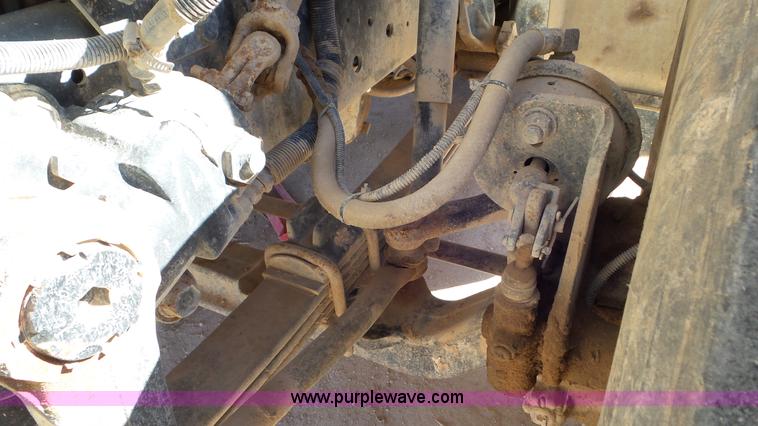 image for item L4497 1997 International 8100 dump truck