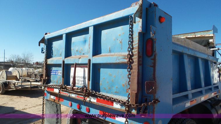 image for item L4497 1997 International 8100 dump truck