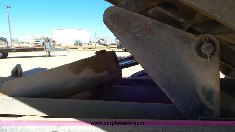 image for item L4497 1997 International 8100 dump truck