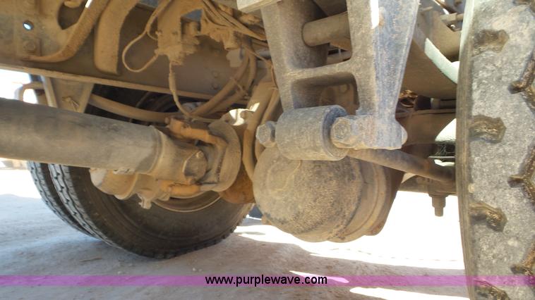 image for item L4497 1997 International 8100 dump truck