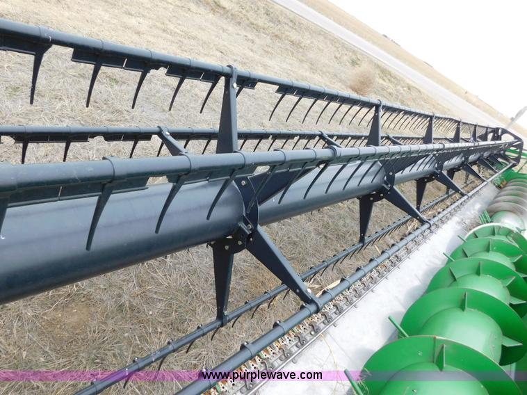 image for item AW9291 2010 John Deere 635F flex head