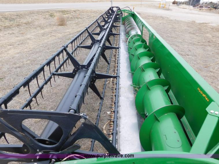 image for item AW9291 2010 John Deere 635F flex head