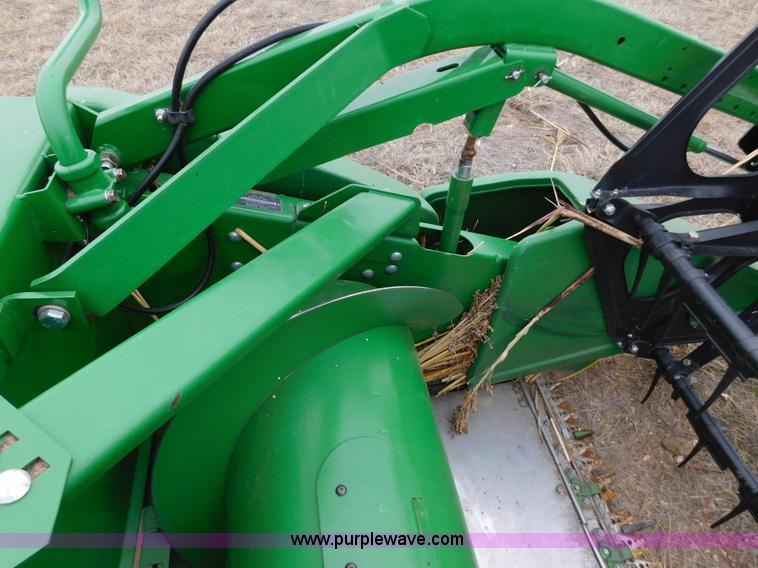 image for item AW9291 2010 John Deere 635F flex head