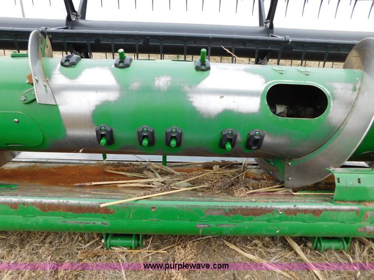 image for item AW9291 2010 John Deere 635F flex head