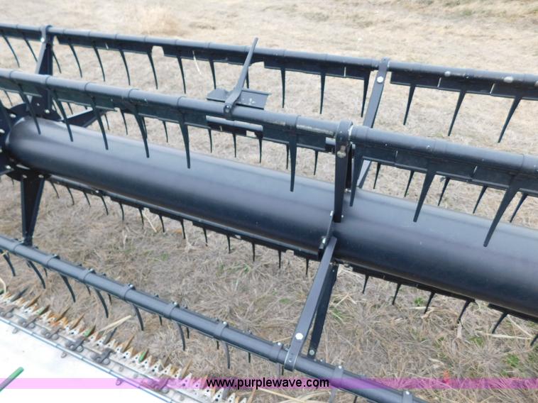 image for item AW9291 2010 John Deere 635F flex head