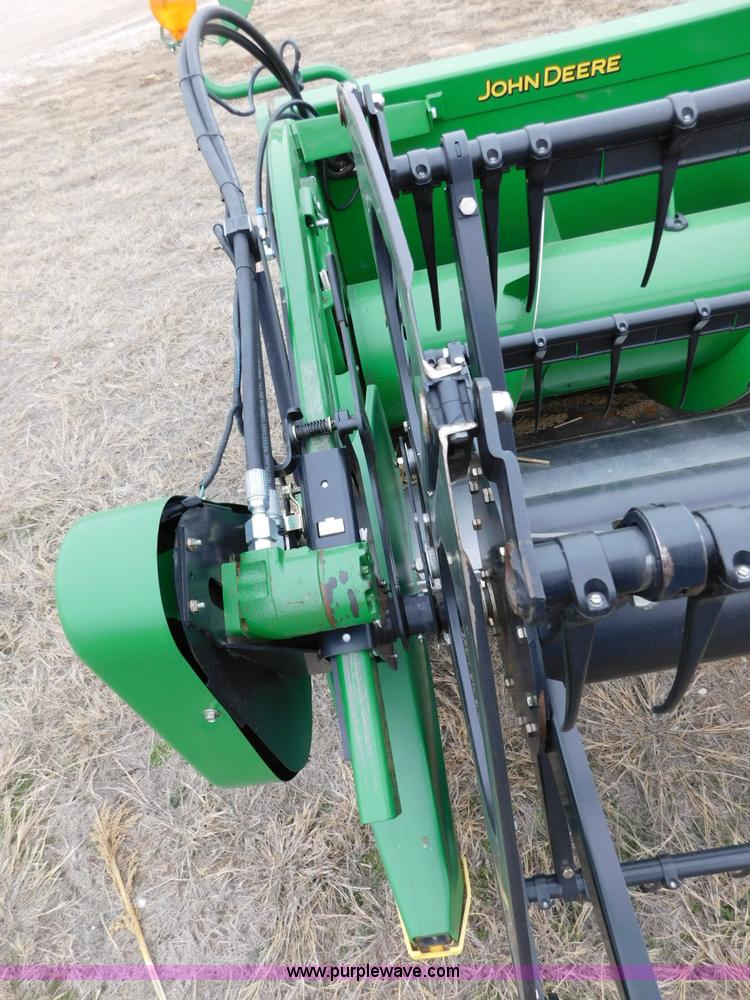 image for item AW9291 2010 John Deere 635F flex head