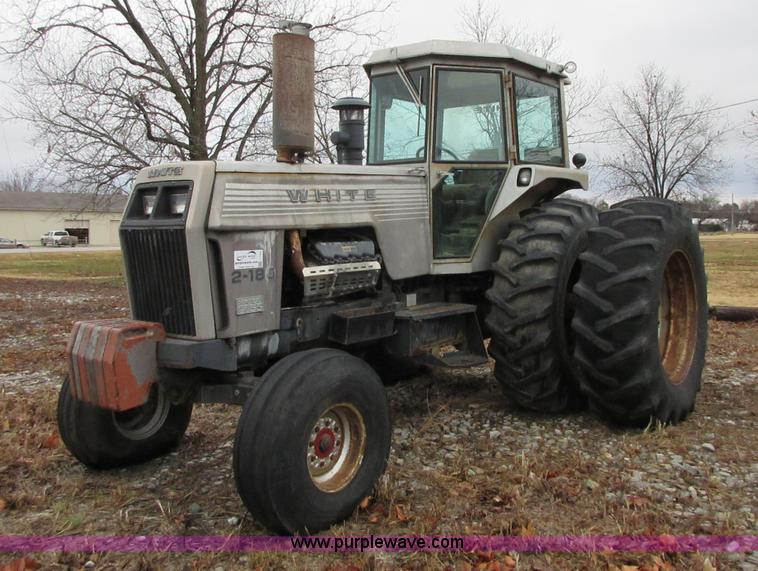 image for item I1762 1980 White 2-180 tractor