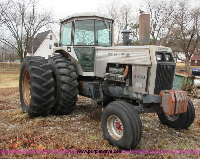 image for item I1762 1980 White 2-180 tractor