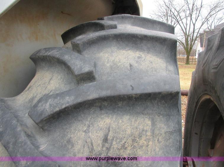 image for item I1762 1980 White 2-180 tractor