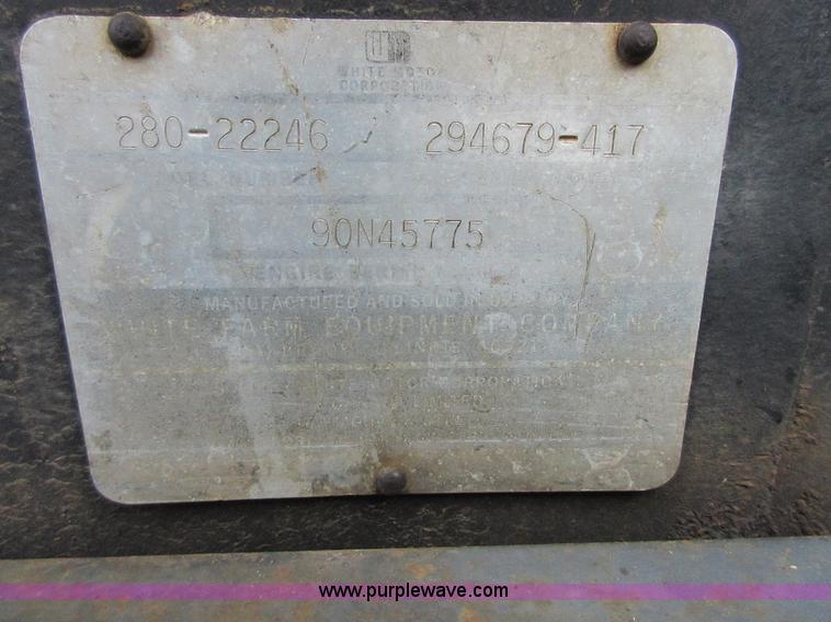 image for item I1762 1980 White 2-180 tractor