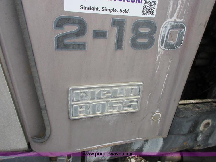 image for item I1762 1980 White 2-180 tractor