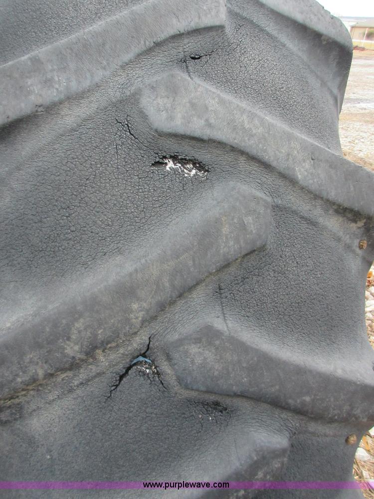 image for item I1762 1980 White 2-180 tractor