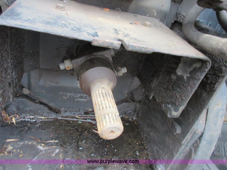 image for item I1762 1980 White 2-180 tractor