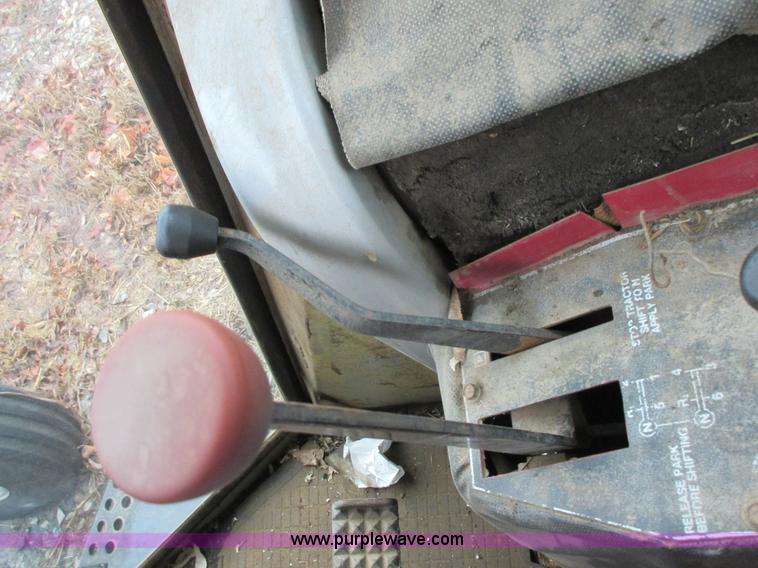 image for item I1762 1980 White 2-180 tractor