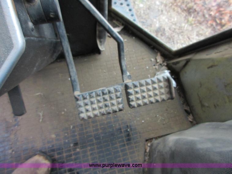 image for item I1762 1980 White 2-180 tractor