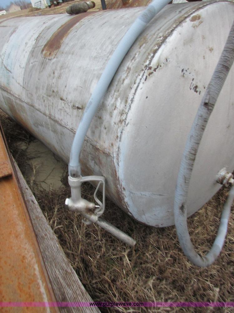 image for item I1778 (2) fuel tanks