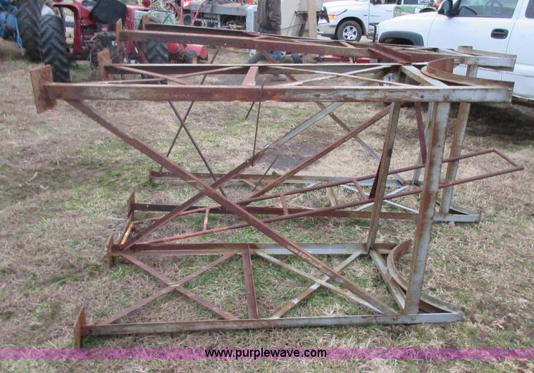 image for item I1778 (2) fuel tanks