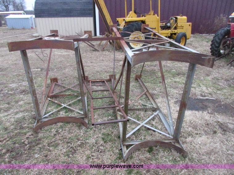 image for item I1778 (2) fuel tanks