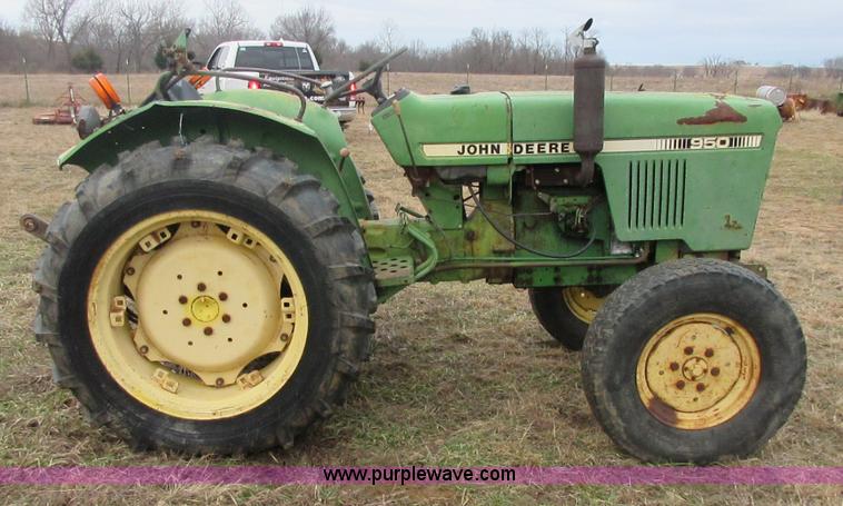 image for item I1779 John Deere 950 tractor