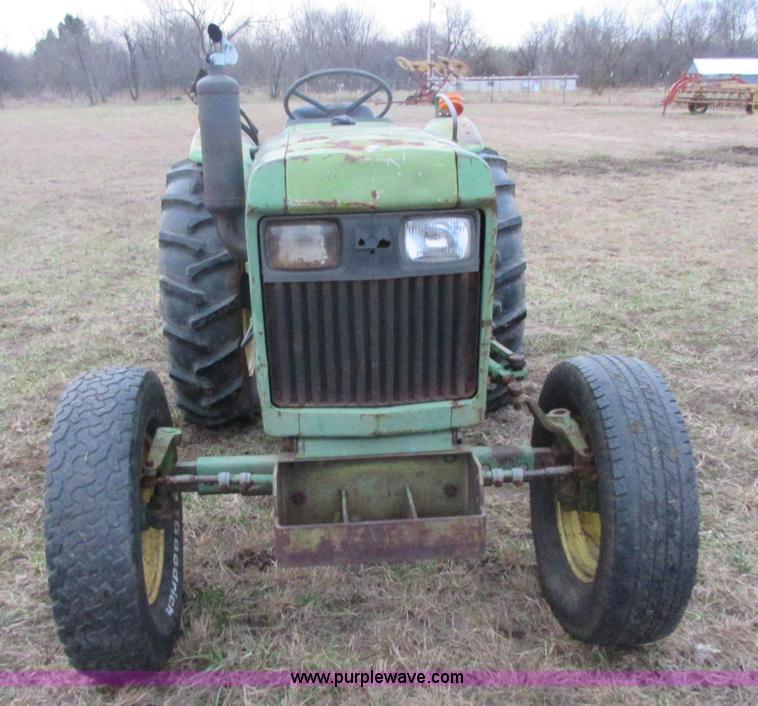 image for item I1779 John Deere 950 tractor