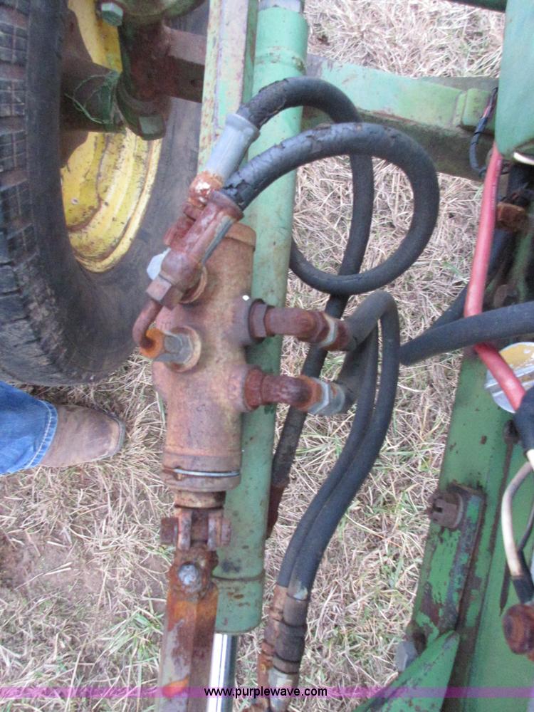 image for item I1779 John Deere 950 tractor