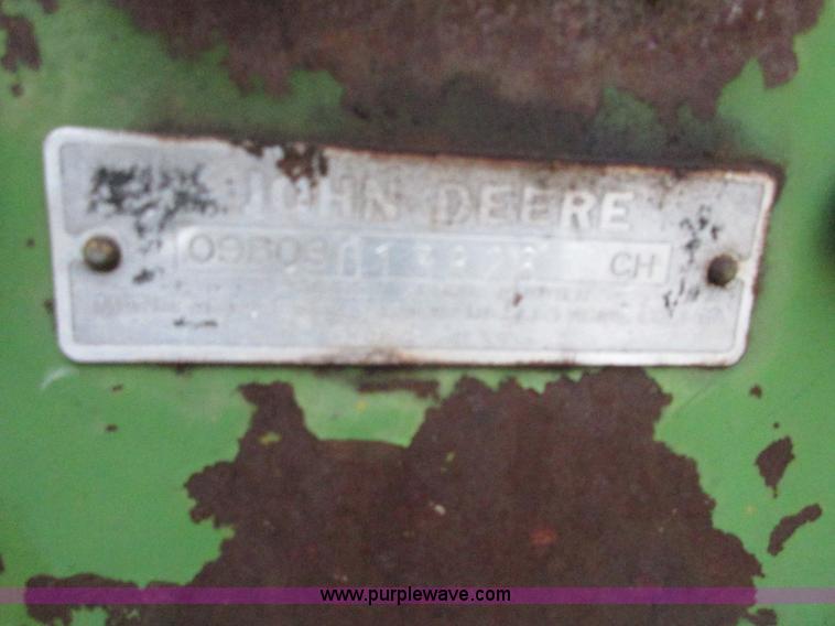 image for item I1779 John Deere 950 tractor