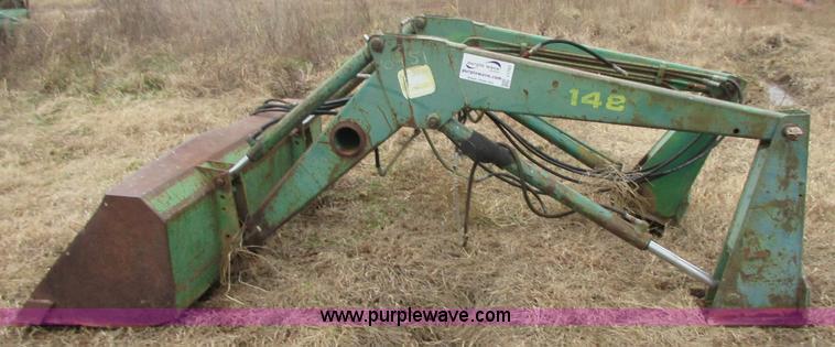 image for item I1782 John Deere 148 loader