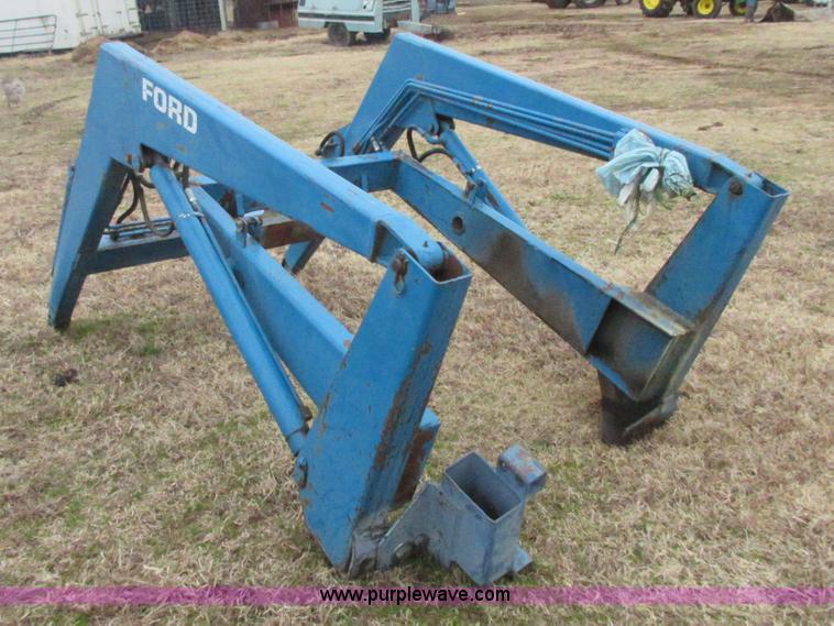 image for item I1783 Ford loader