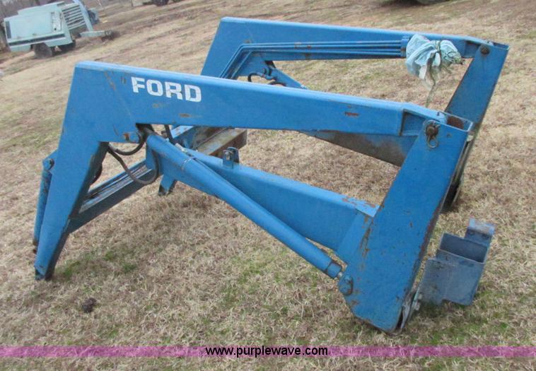 image for item I1783 Ford loader